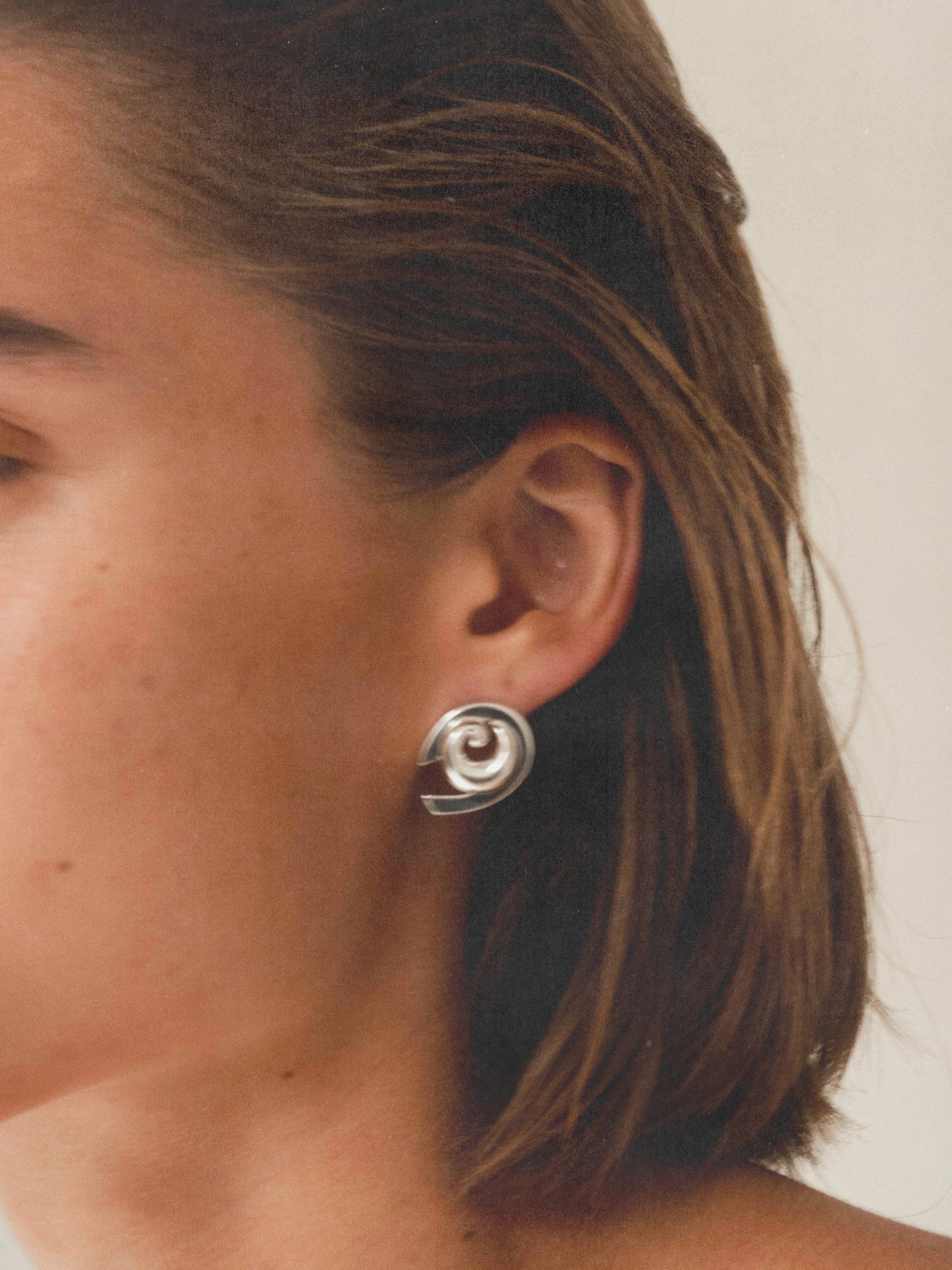 Curva Earring - Spiral