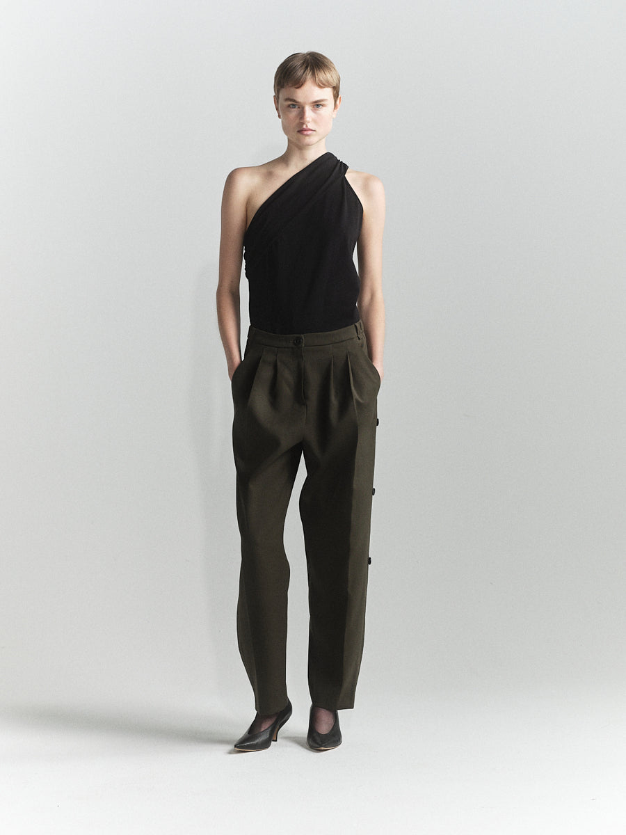 0057 One-Shoulder Draperet T-shirt