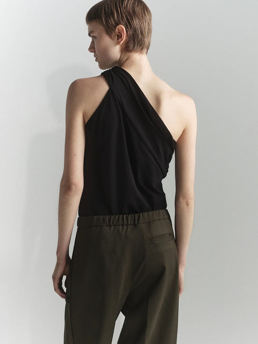 0057 One-Shoulder Draperet T-shirt