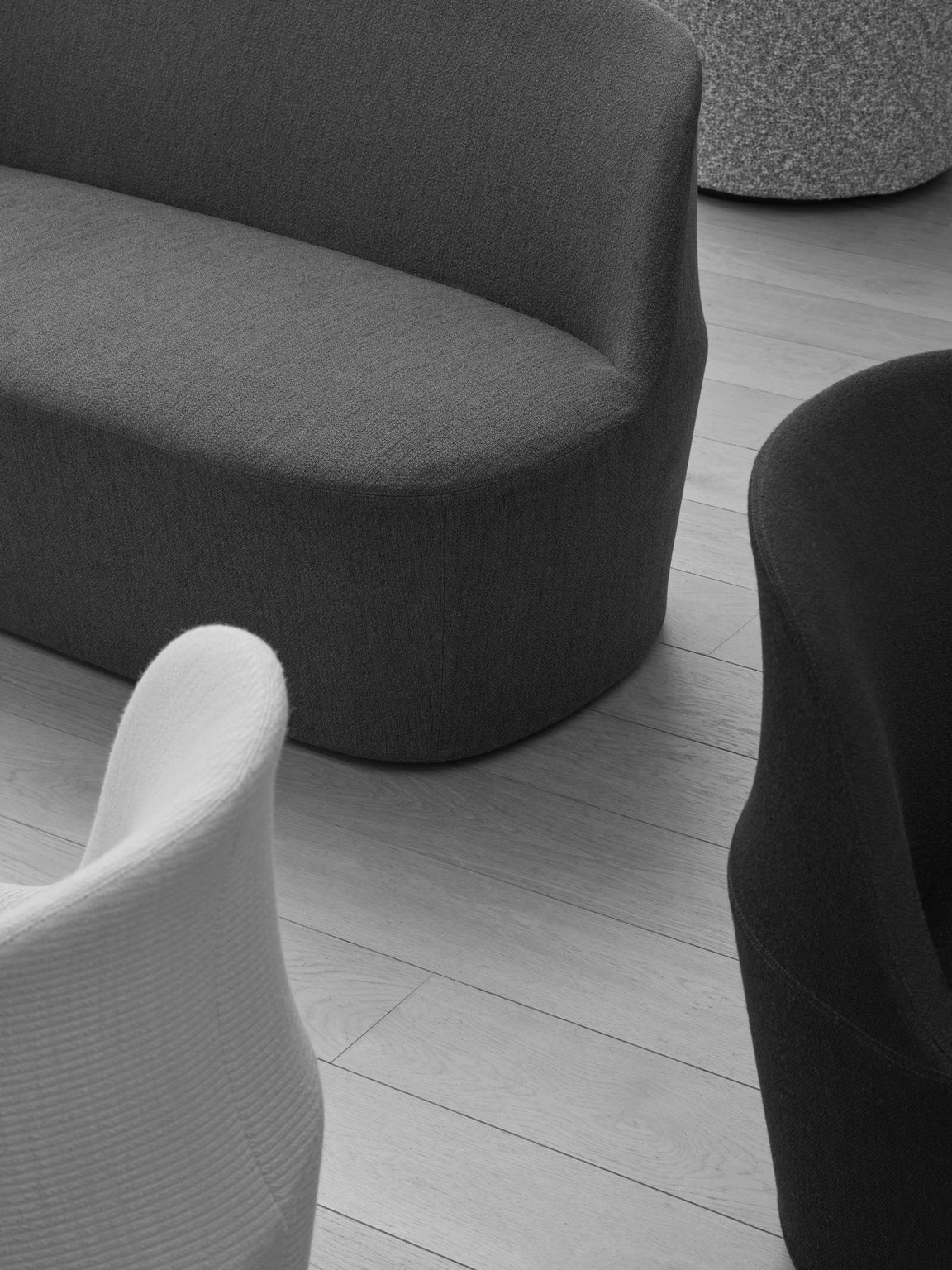 Gomo Lounge Chair
