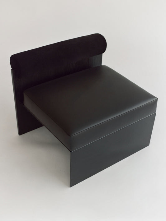 Building Blocks / Lounge Stol – Sort Ask