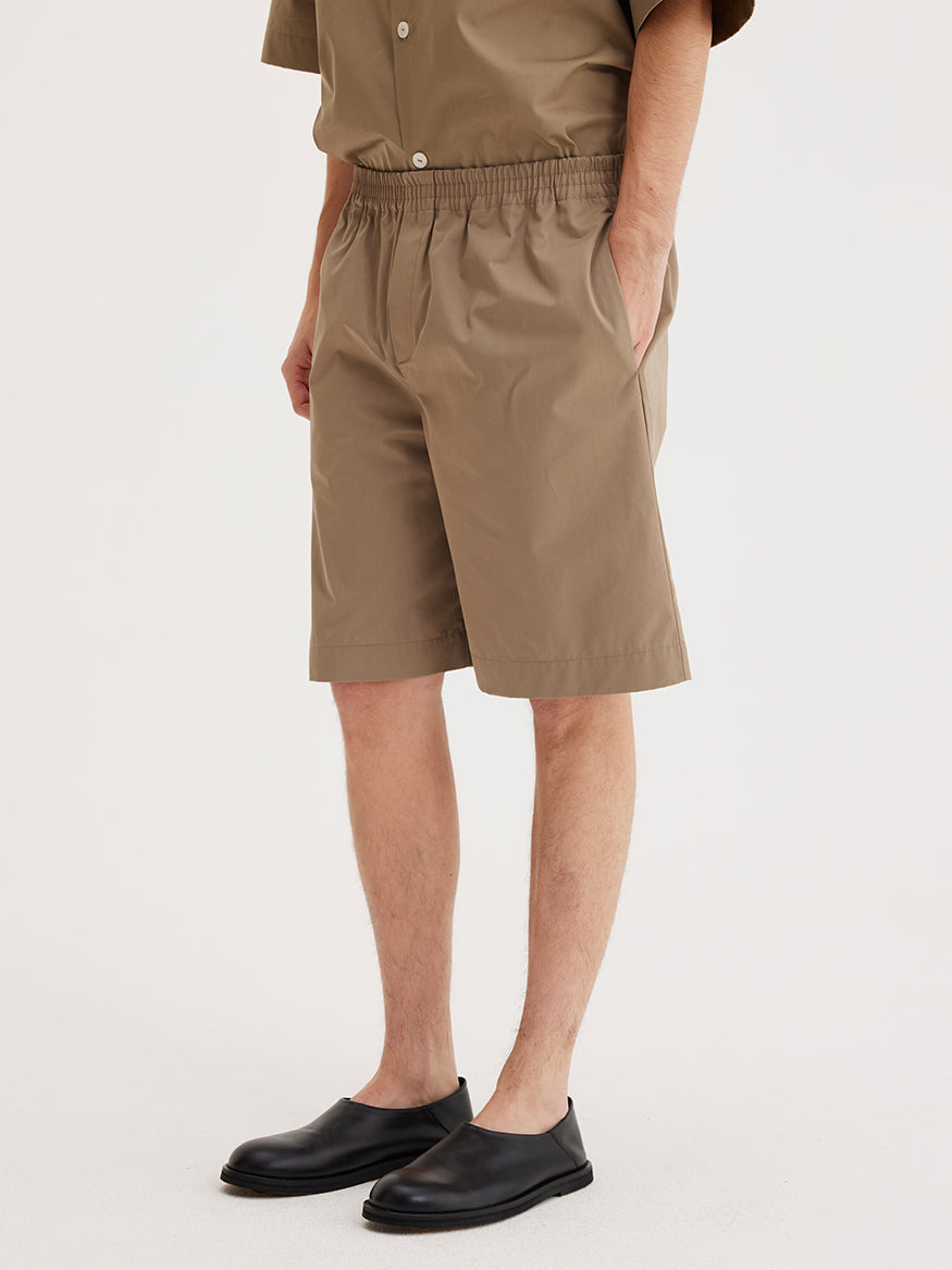 Elastic Waistband Shorts