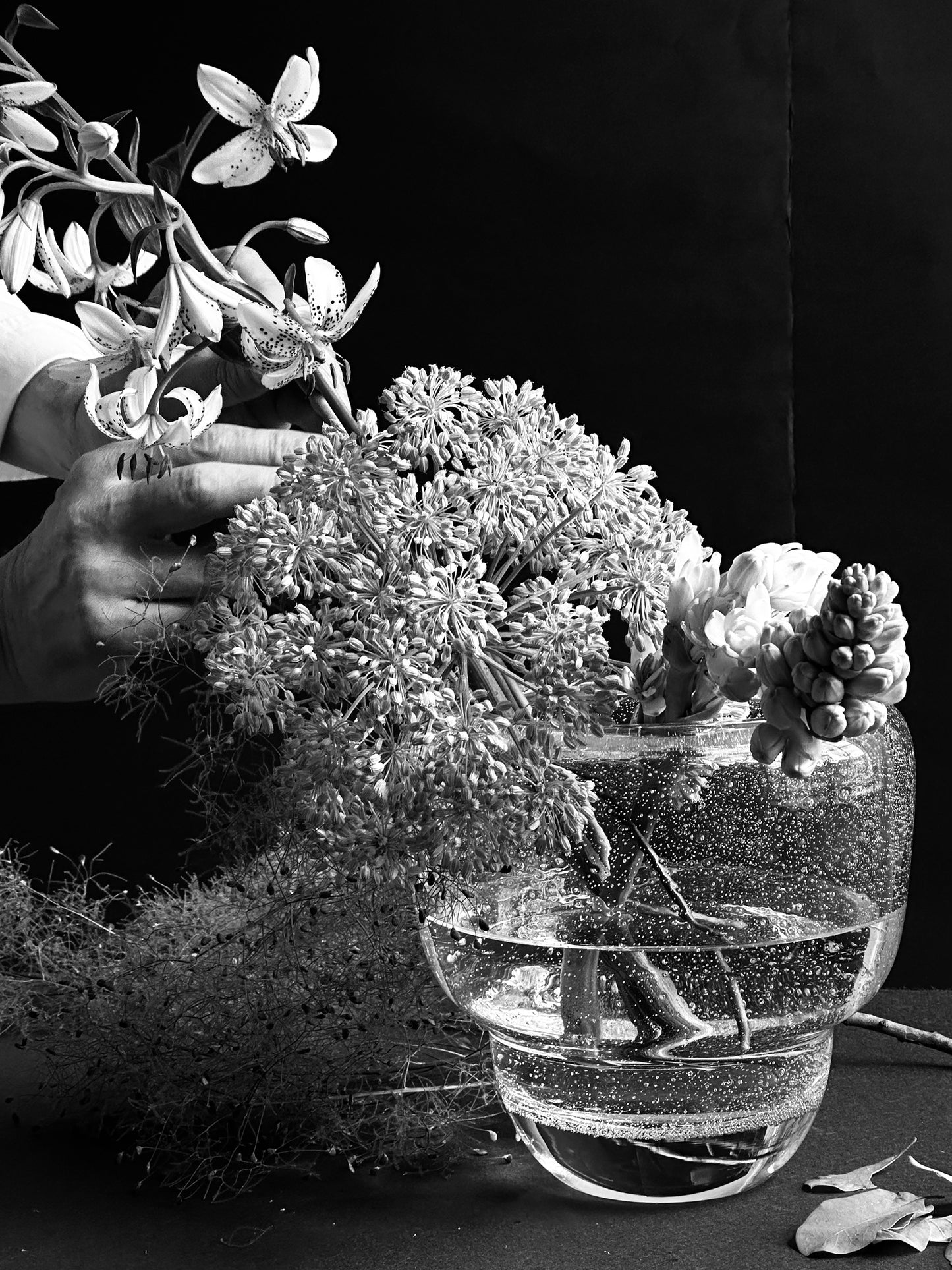 Orb Vase - H20