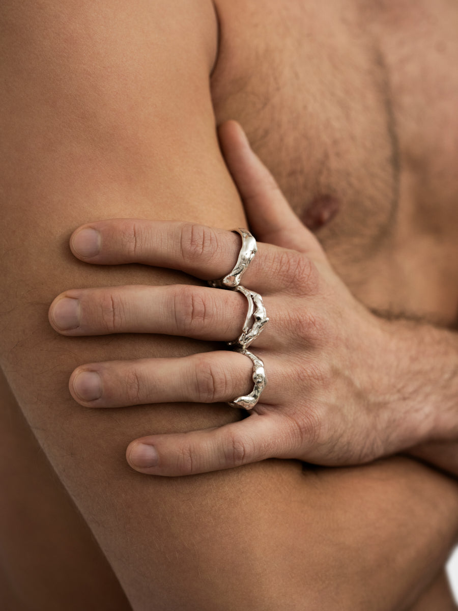 001.C Ring