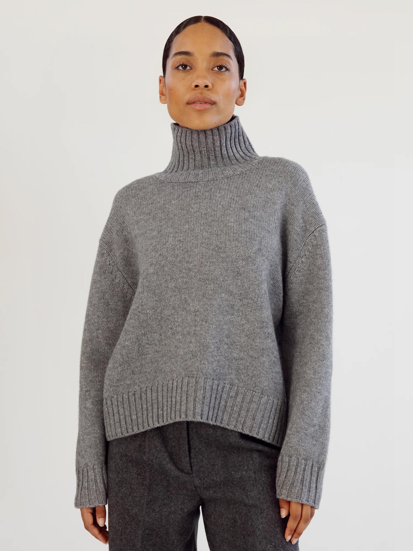 Nola Turtleneck Sweater - Grey