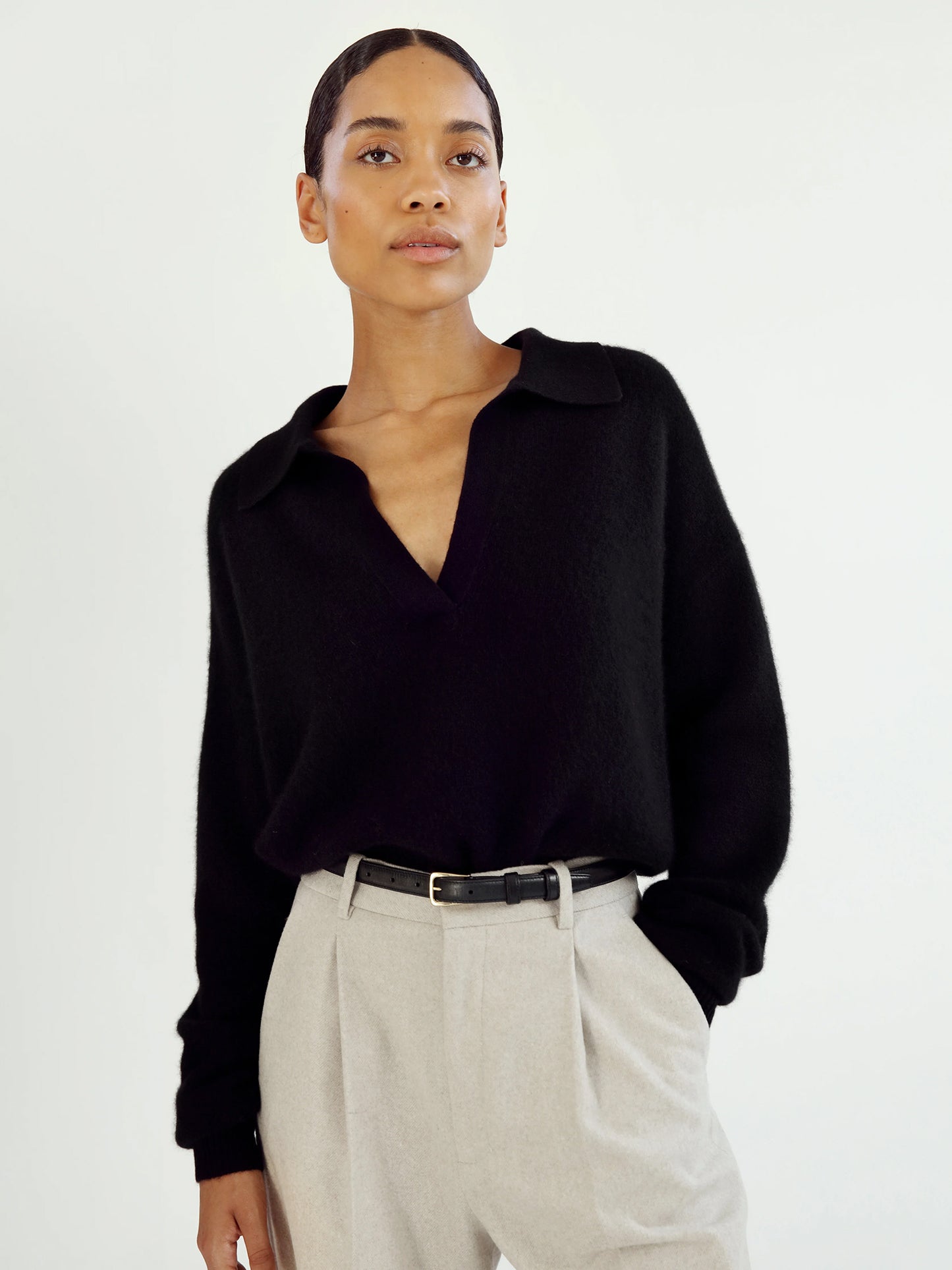 Kaia Collar Sweater - Sort