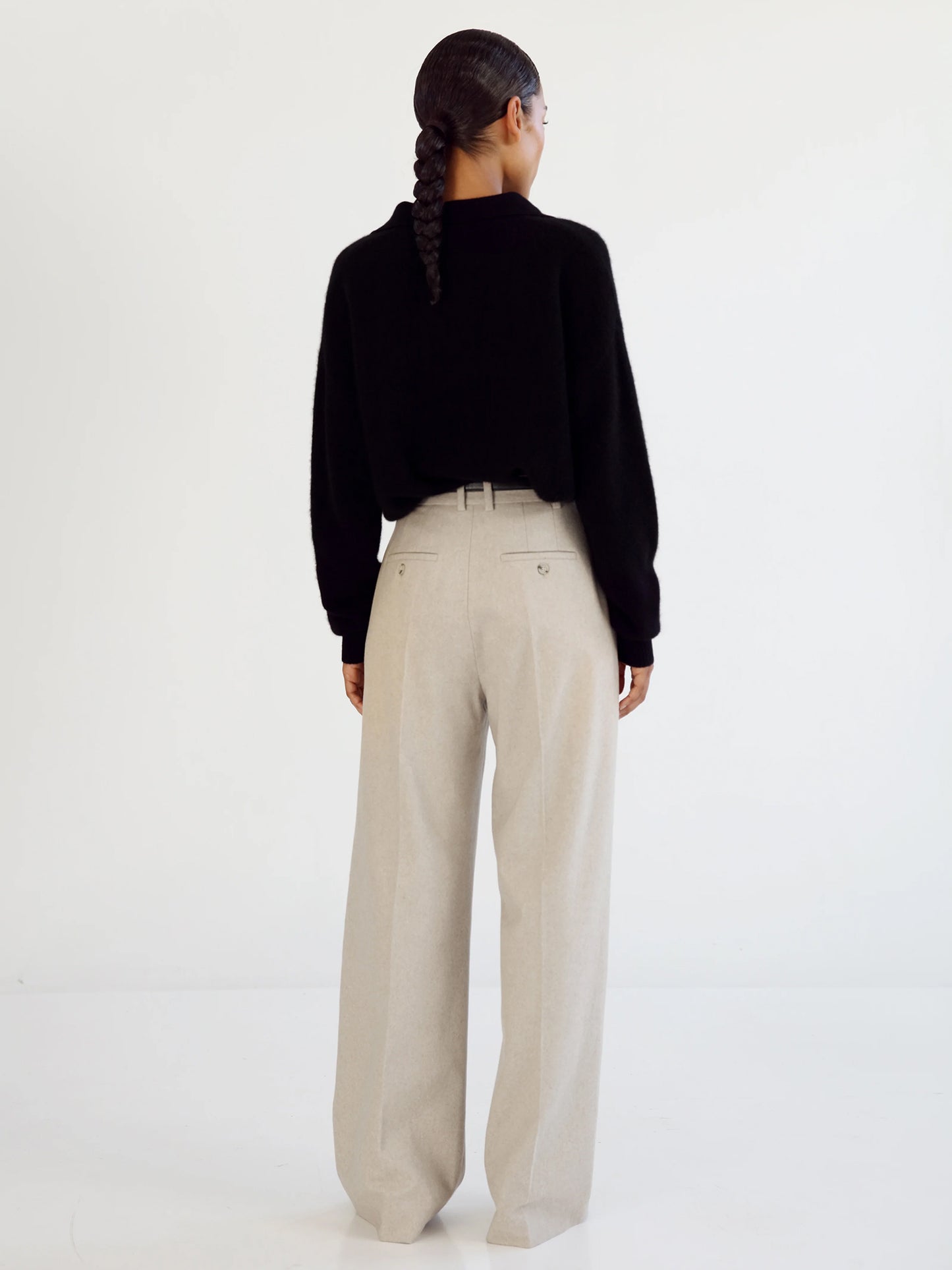 Kaia Collar Sweater - Sort