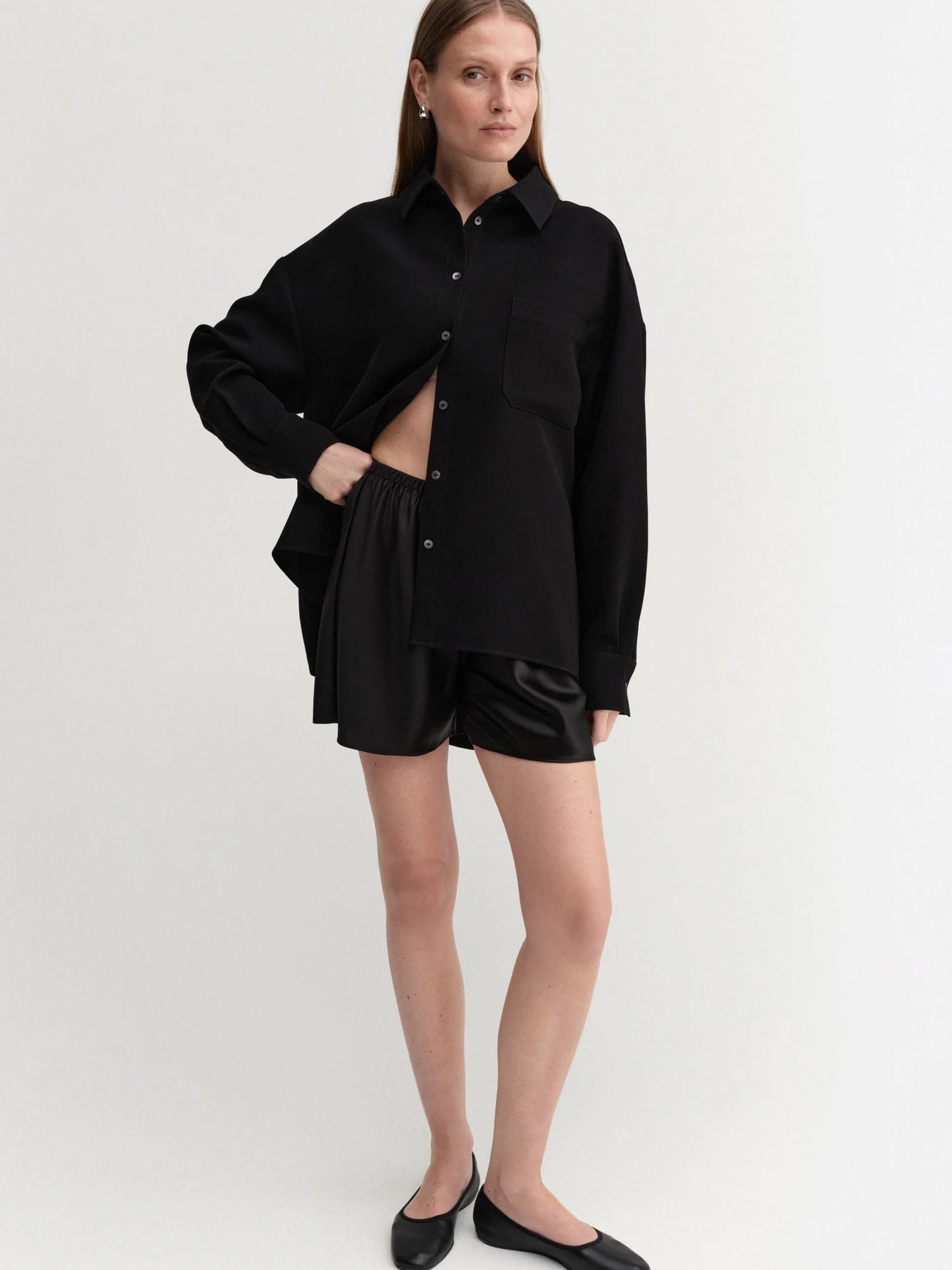 Bim Satin Shorts - Sort