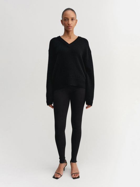 Yara V-hals Sweater - Sort