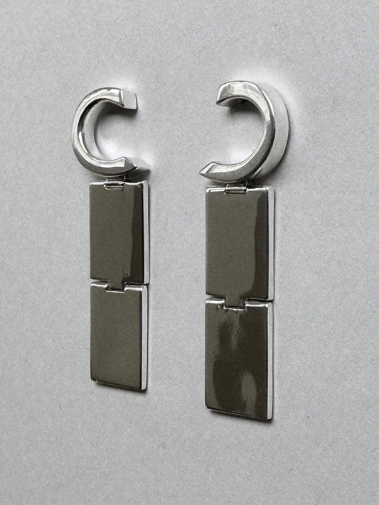 Curva Earring - Motion