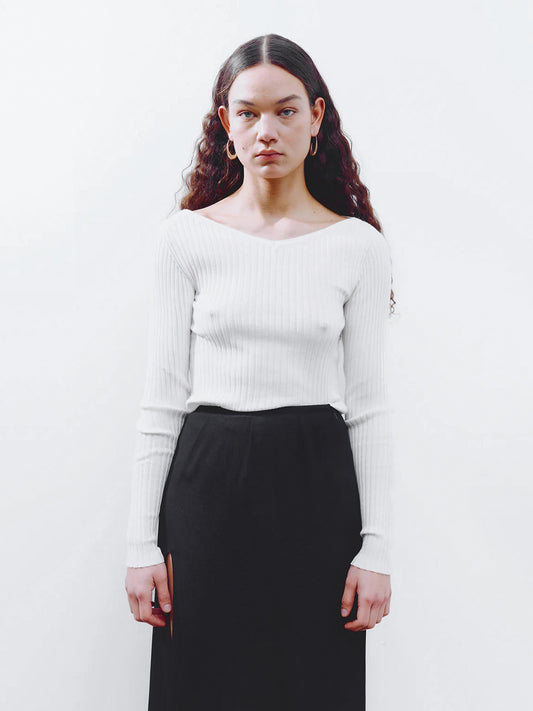 0202 Viscose V-neck Fitted Top - White