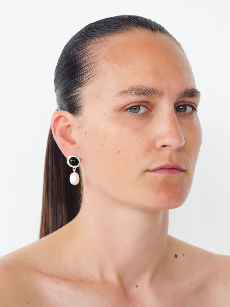 Emma Pearl Earrings