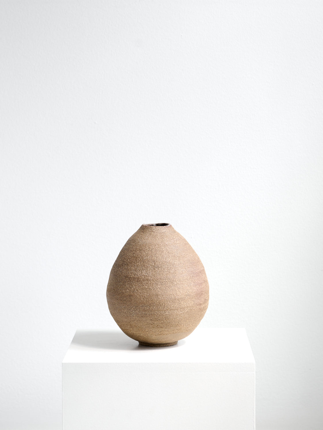 Soft Brown Vessel