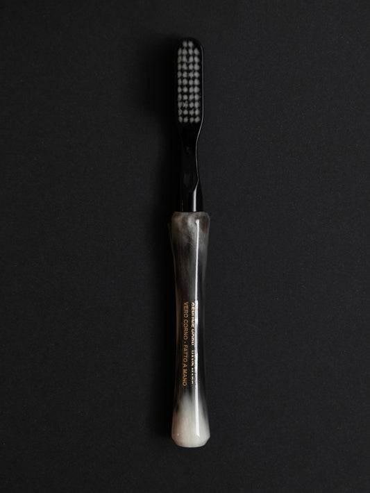 Horn Toothbrush - Dark