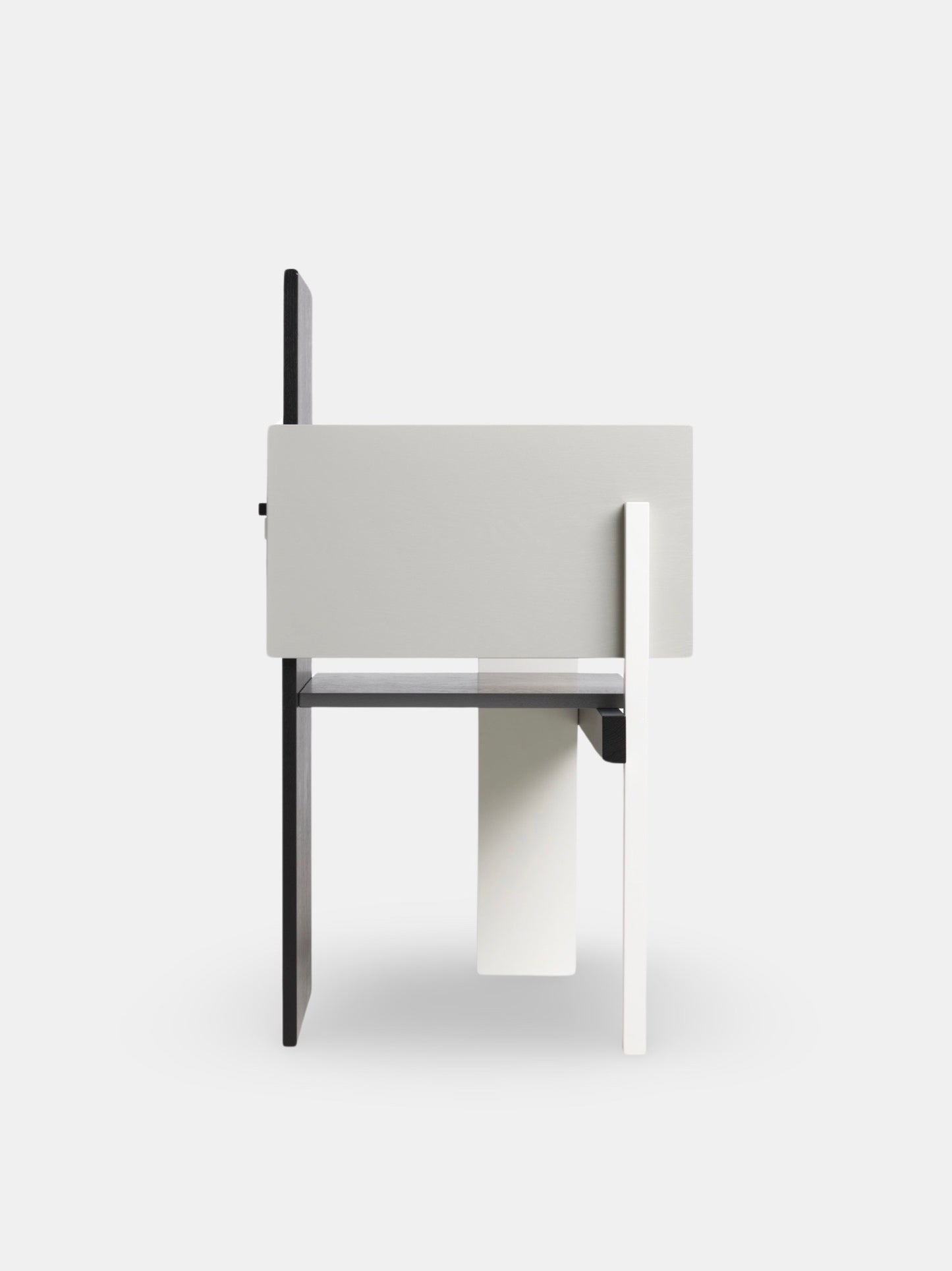 Berlin Chair designed by Gerrit Rietveld, 1923