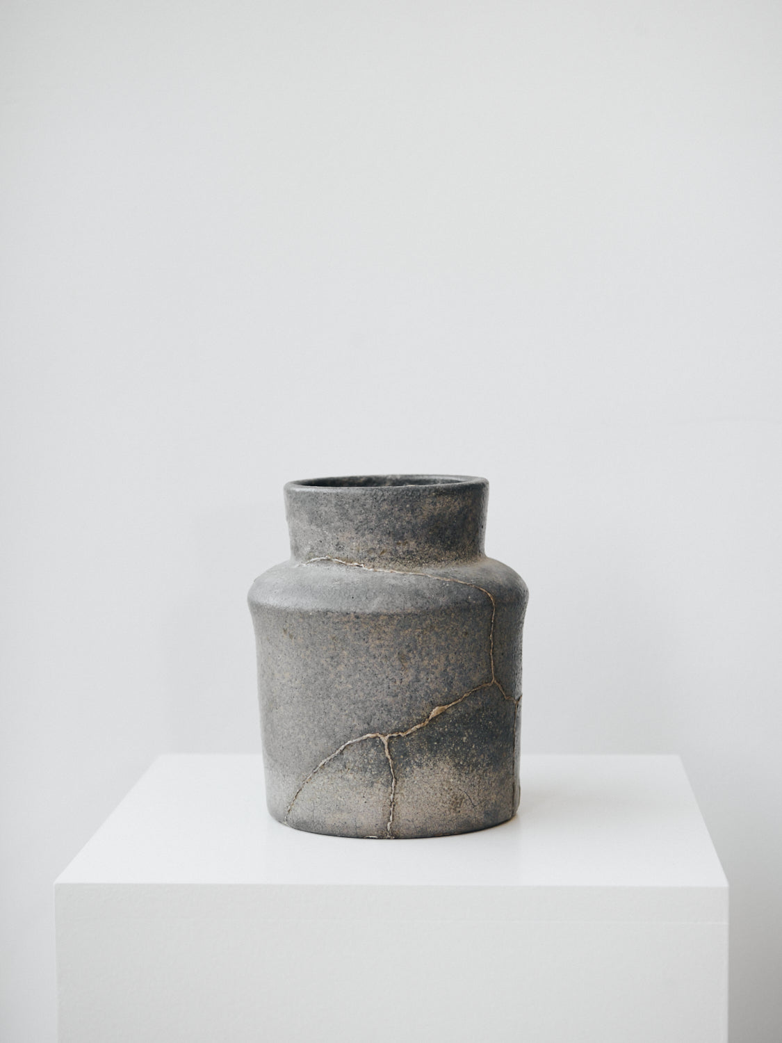 Dusk Vase with Kintsugi